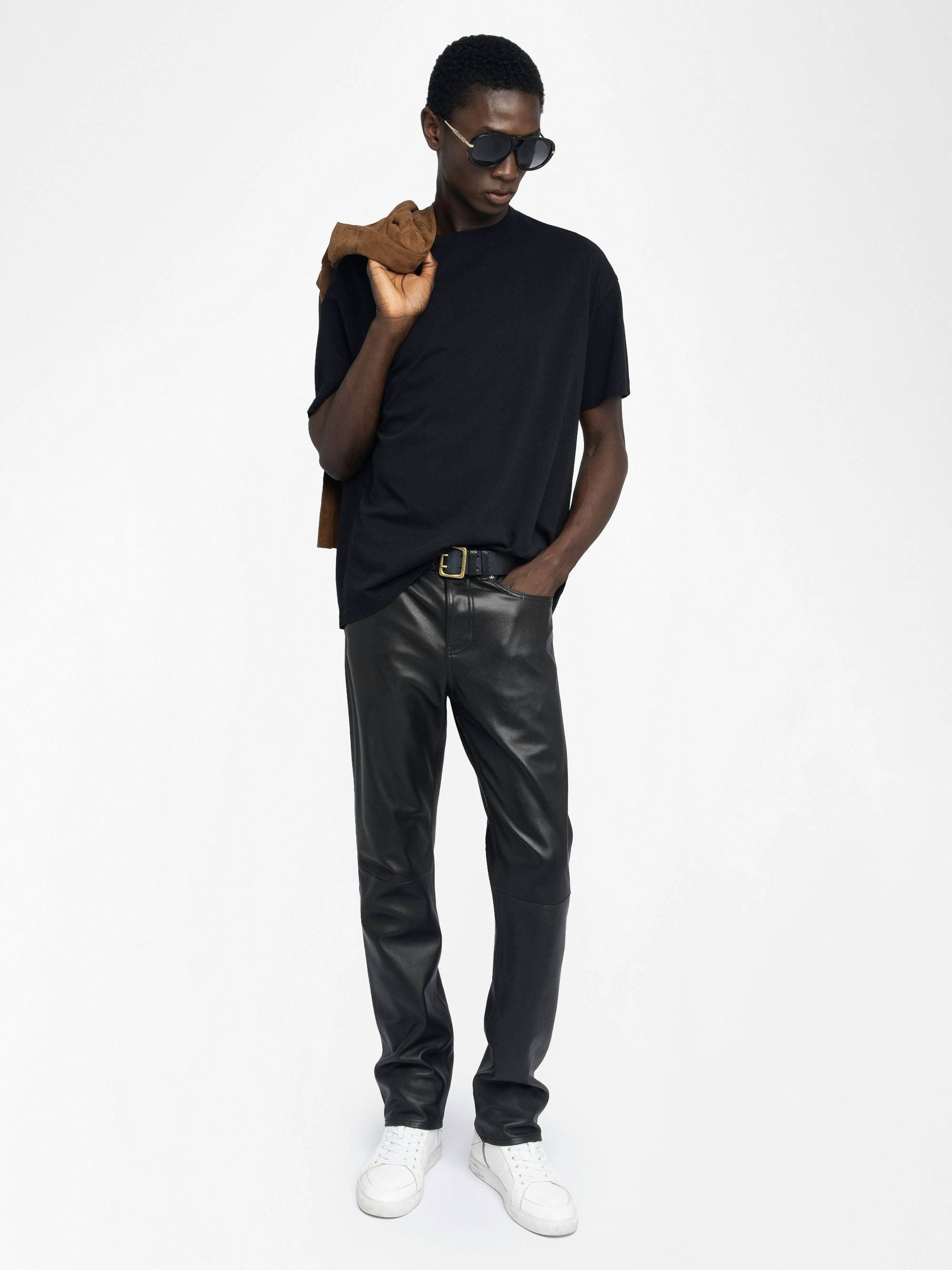 Teddy T-shirt - Oversized short-sleeved T-shirt with skull and studs on the back.